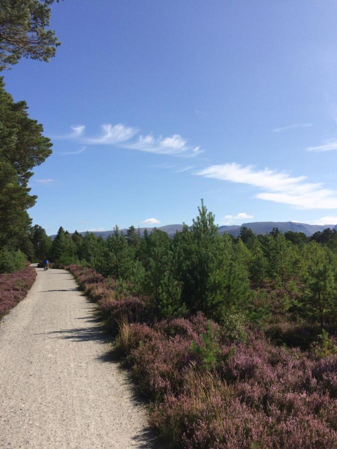 Cragganmore Lodge Aviemore Bagian luar foto