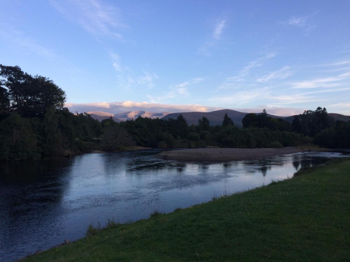 Cragganmore Lodge Aviemore Bagian luar foto